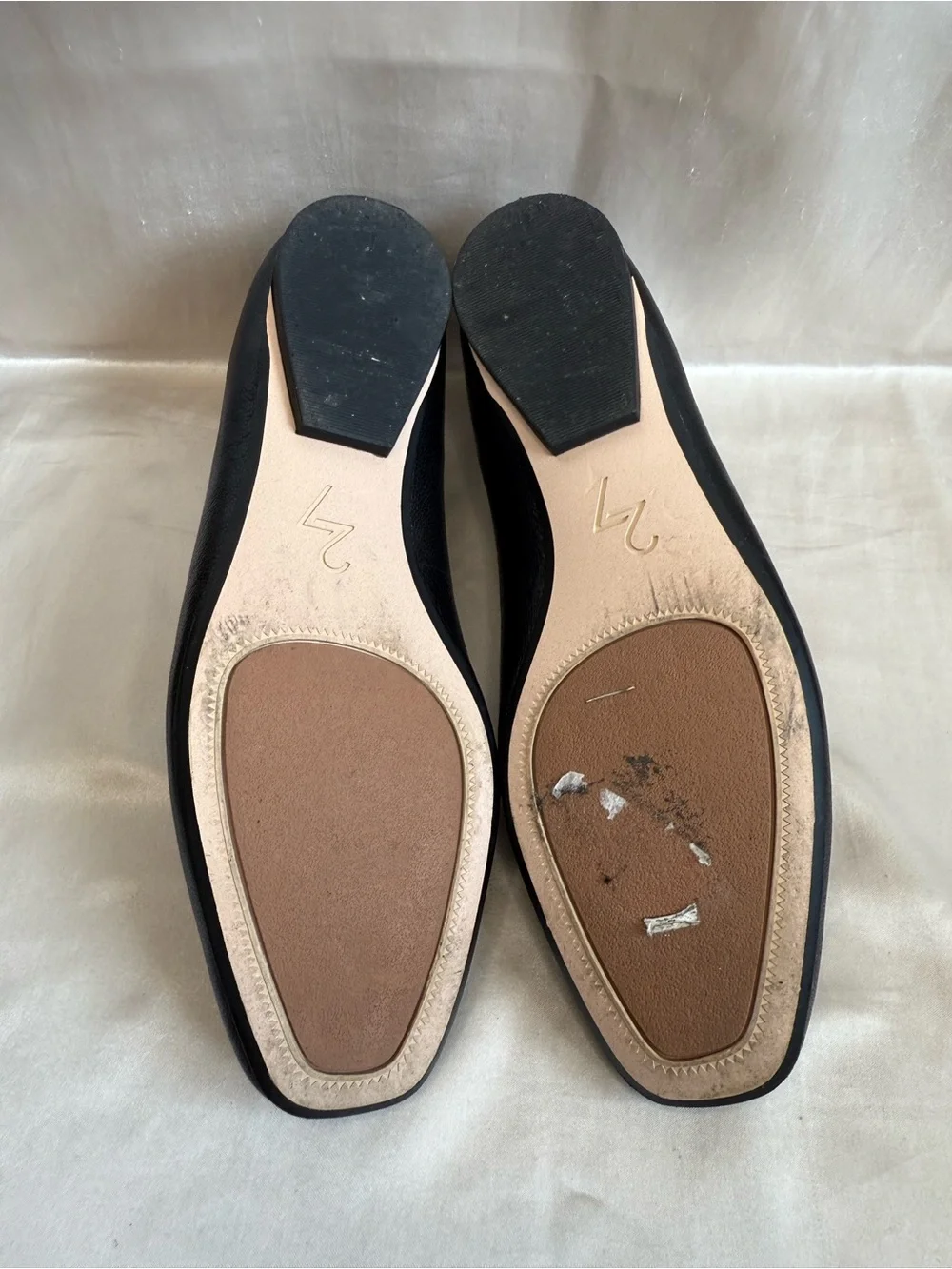 27 EDIT Black Square-Toe Ballet Flats